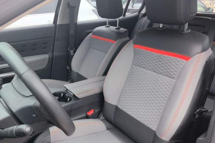 Used Citroen C5 AIRCROSS 2017 350THP Fashion Edition Left Front Seat