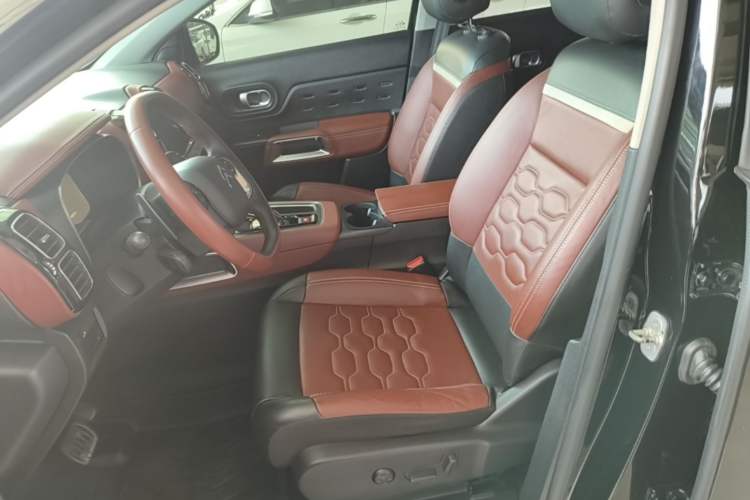 Used Citroen C5 AIRCROSS 2017 380THP Luxury Model Left Front Seat