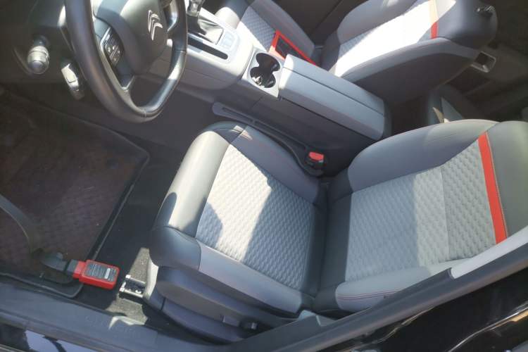 Used Citroen C5 AIRCROSS 2017 350THP Fashion Edition Left Front Seat