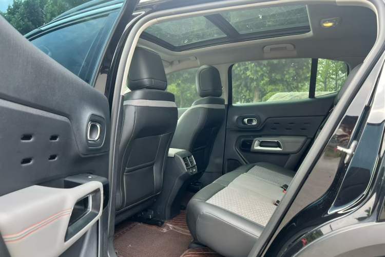 Used Citroen C5 AIRCROSS 2017 350THP Fashion Edition Left Rear Seat