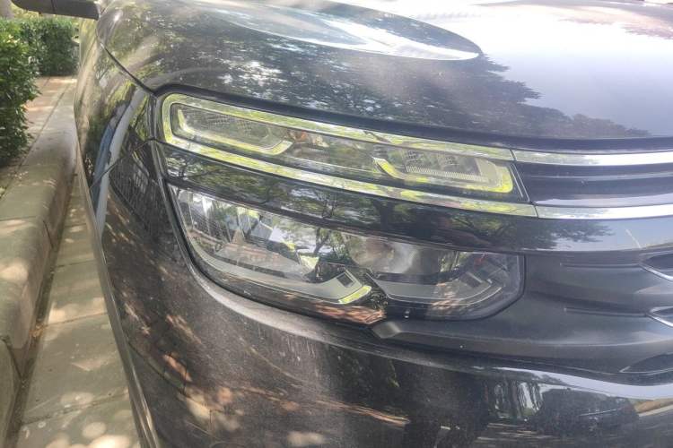 Used Citroen C5 AIRCROSS 2017 350THP Fashion Edition Right Front Headlight