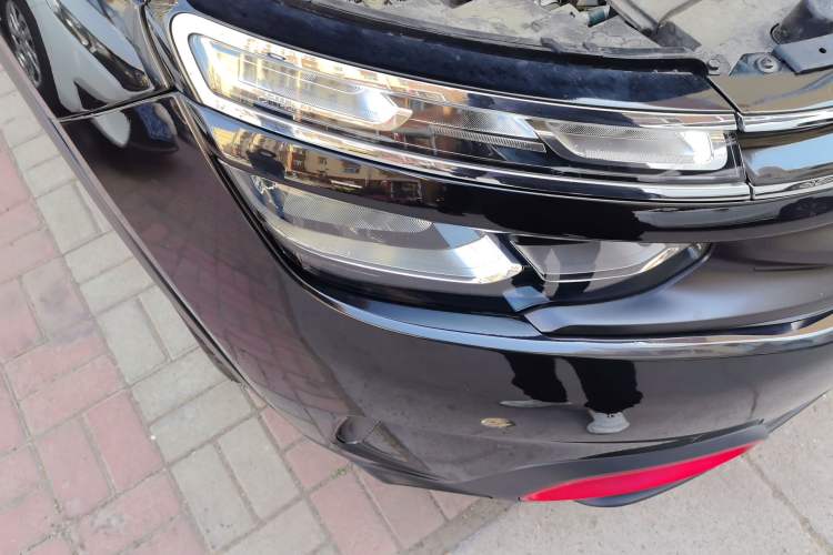 Used Citroen C5 AIRCROSS 2017 350THP Fashion Edition Right Front Headlight