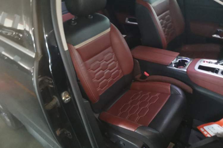 Used Citroen C5 AIRCROSS 2017 380THP Flagship Edition Right Front Seat