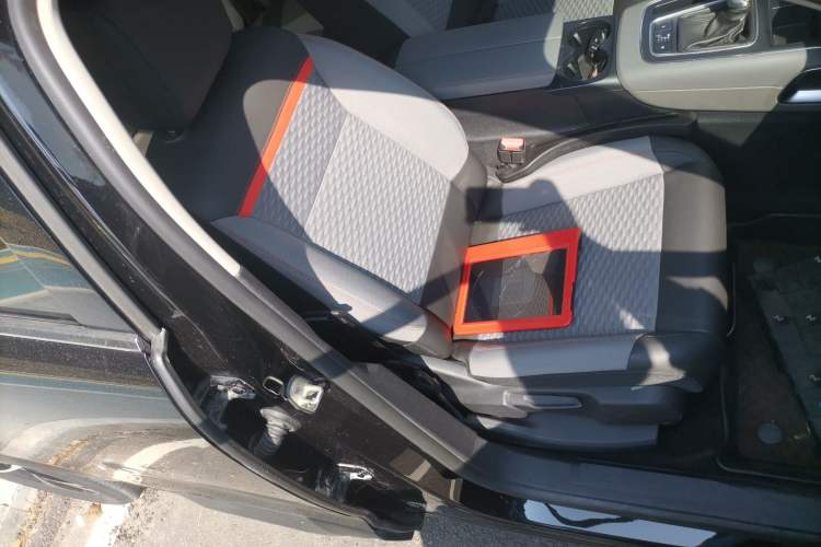 Used Citroen C5 AIRCROSS 2017 350THP Fashion Edition Right Front Seat
