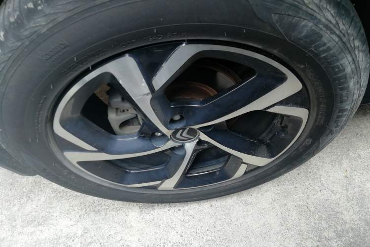 Used Citroen C5 AIRCROSS 2017 380THP Luxury Model Right Rear Wheel Hub