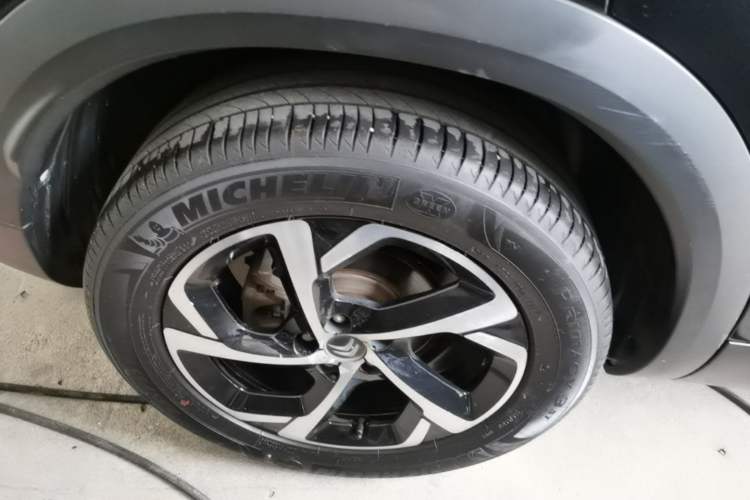Used Citroen C5 AIRCROSS 2017 350THP Fashion Edition Right Rear Wheel Hub