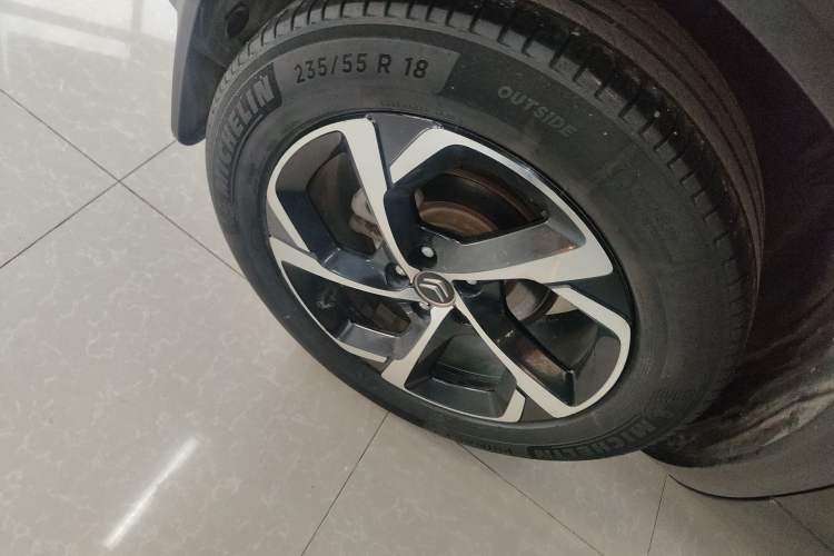 Used Citroen C5 AIRCROSS 2017 380THP Fashion Edition Right Rear Wheel Hub