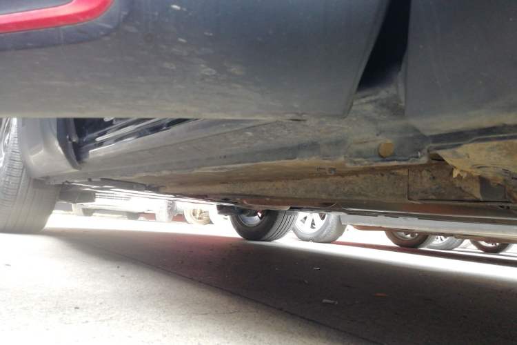 Used Citroen C5 AIRCROSS 2017 380THP Luxury Model Right Side Sill