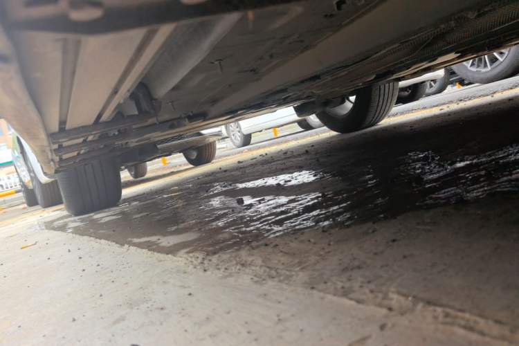 Used Citroen C5 AIRCROSS 2017 350THP Fashion Edition Right Side Sill