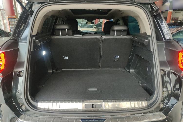 Used Citroen C5 AIRCROSS 2017 380THP Fashion Edition Trunk