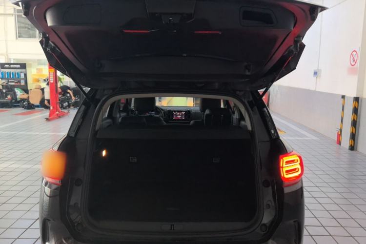 Used Citroen C5 AIRCROSS 2017 350THP Fashion Edition Trunk