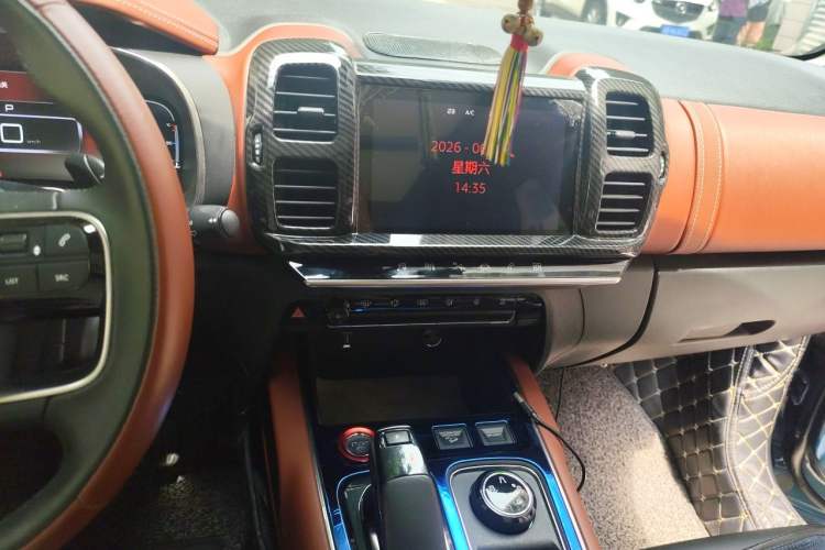 Used Citroen C5 AIRCROSS 2017 380THP Luxury Model Audio And AC Panel