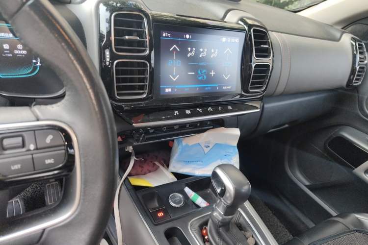 Used Citroen C5 AIRCROSS 2017 350THP Fashion Edition Audio And AC Panel