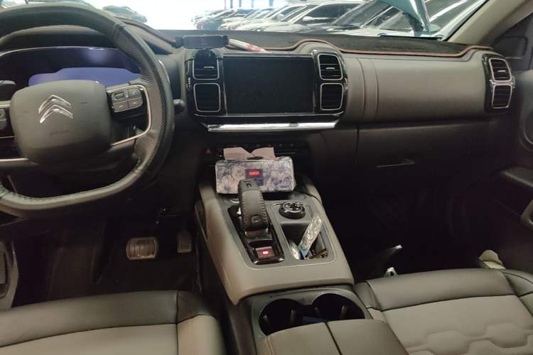 Used Citroen C5 AIRCROSS 2017 380THP Luxury Model Audio And AC Panel