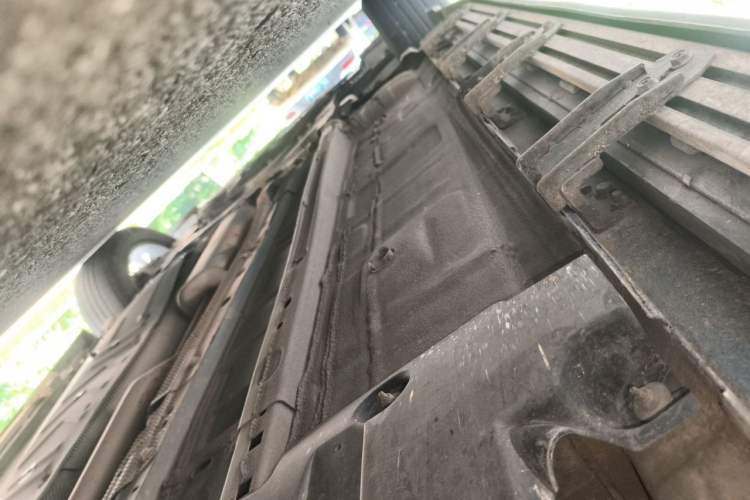Used Citroen C5 AIRCROSS 2017 350THP Fashion Edition Chassis Rear Left