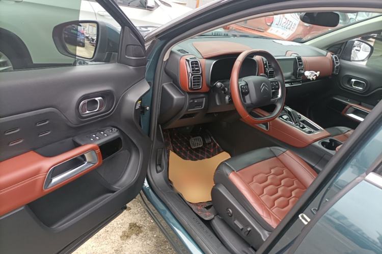 Used Citroen C5 AIRCROSS 2017 380THP Luxury Model Driver Seat