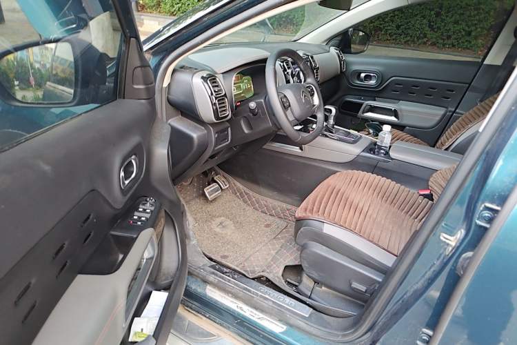 Used Citroen C5 AIRCROSS 2017 350THP Fashion Edition Driver Seat