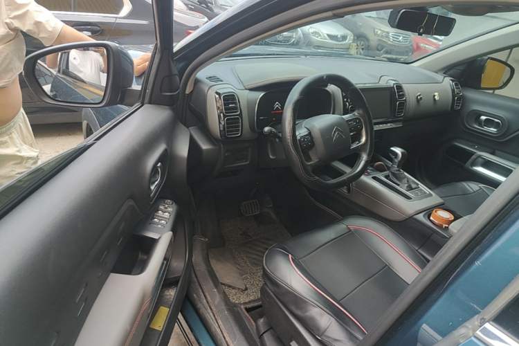 Used Citroen C5 AIRCROSS 2017 350THP Fashion Edition Driver Seat