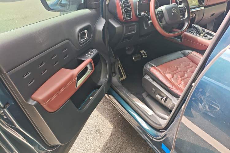 Used Citroen C5 AIRCROSS 2017 380THP Flagship Edition Driver Seat