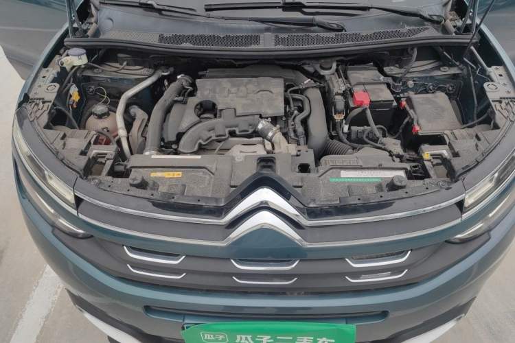Used Citroen C5 AIRCROSS 2017 350THP Fashion Edition Engine Bay