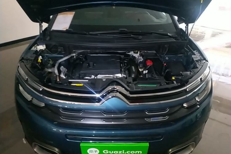 Used Citroen C5 AIRCROSS 2017 380THP Luxury Model Engine Bay