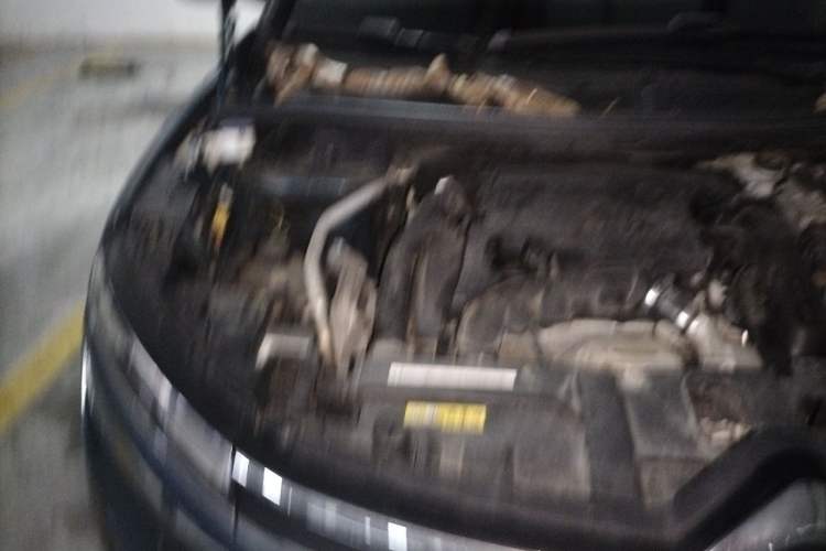 Used Citroen C5 AIRCROSS 2017 350THP Fashion Edition Engine Bay Right