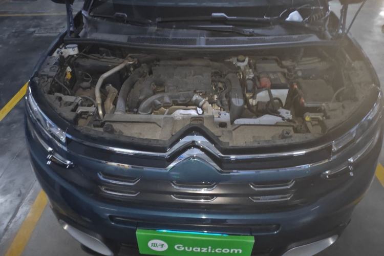 Used Citroen C5 AIRCROSS 2017 350THP Fashion Edition Engine Bay