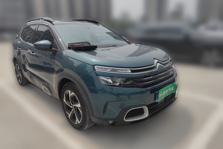 Used Citroen C5 AIRCROSS 2017 350THP Fashion Edition Front Right 45 Deg
