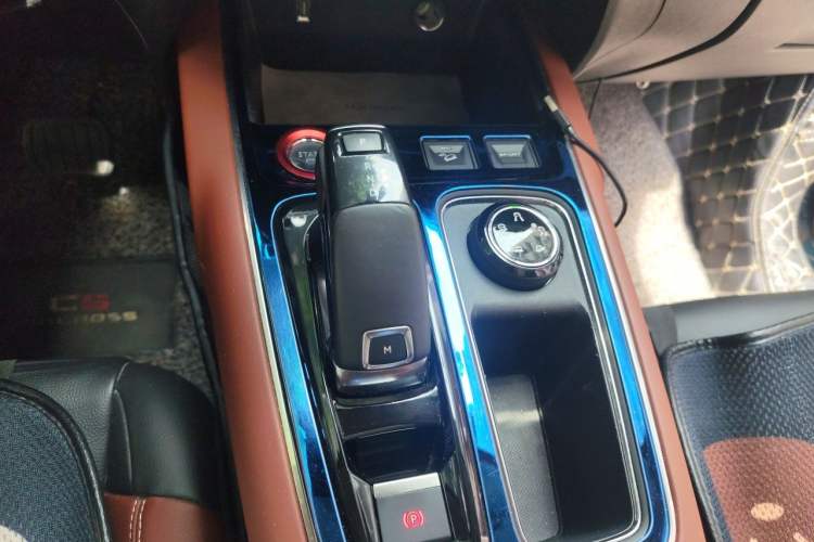 Used Citroen C5 AIRCROSS 2017 380THP Luxury Model Gear Lever