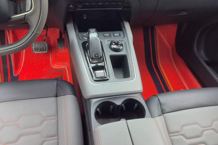 Used Citroen C5 AIRCROSS 2017 380THP Luxury Model Gear Lever