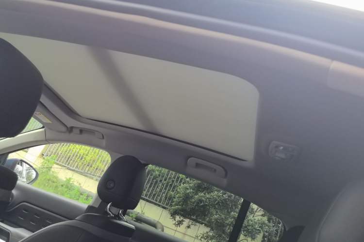 Used Citroen C5 AIRCROSS 2017 380THP Luxury Model Headliner