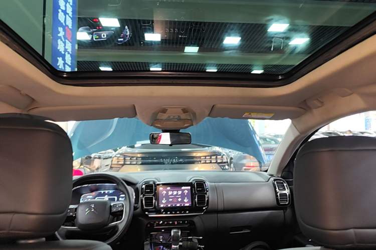 Used Citroen C5 AIRCROSS 2017 350THP Fashion Edition Headliner