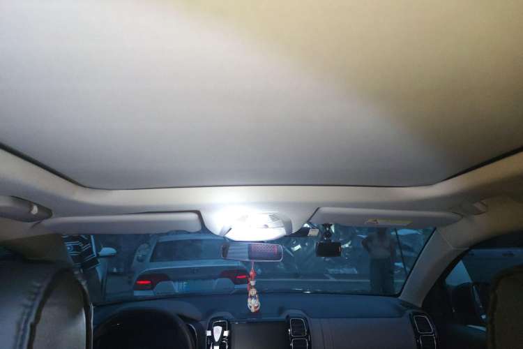 Used Citroen C5 AIRCROSS 2017 350THP Fashion Edition Headliner