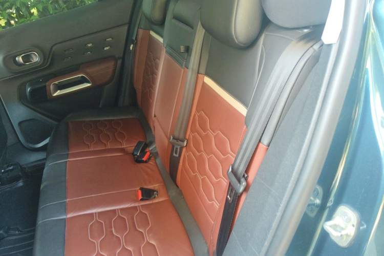 Used Citroen C5 AIRCROSS 2017 380THP Luxury Model Left Rear Seat
