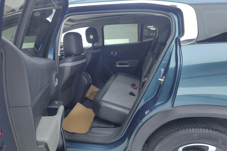 Used Citroen C5 AIRCROSS 2017 350THP Fashion Edition Left Rear Seat