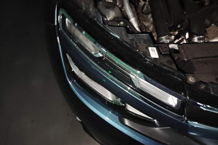 Used Citroen C5 AIRCROSS 2017 350THP Fashion Edition Right Front Headlight