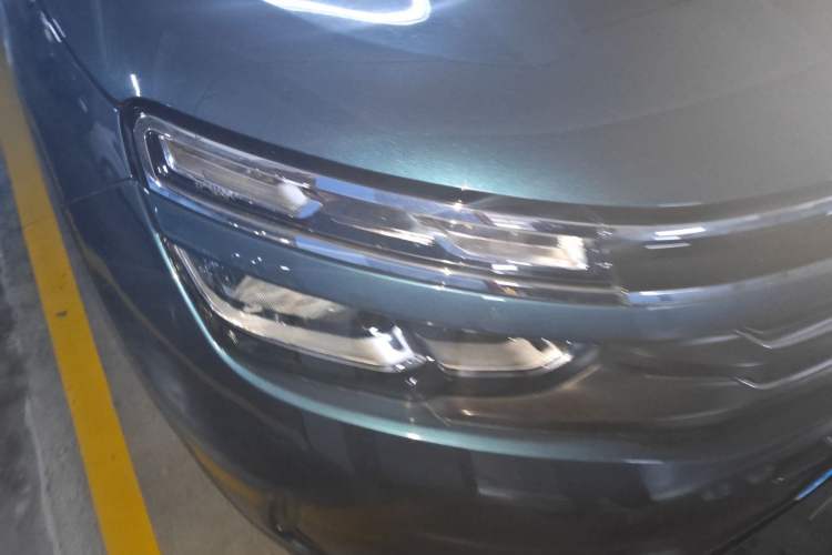 Used Citroen C5 AIRCROSS 2017 350THP Fashion Edition Right Front Headlight