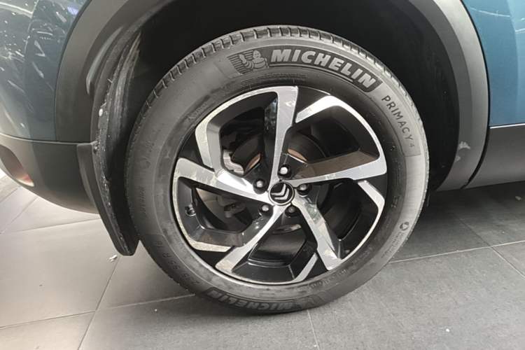 Used Citroen C5 AIRCROSS 2017 350THP Fashion Edition Right Rear Wheel Hub