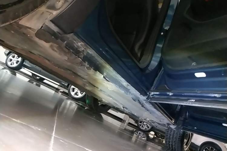 Used Citroen C5 AIRCROSS 2017 380THP Luxury Model Right Side Sill