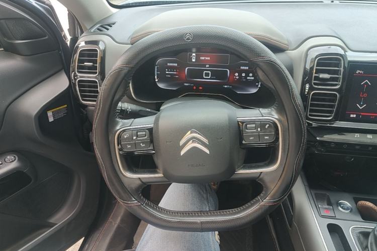 Used Citroen C5 AIRCROSS 2017 350THP Fashion Edition Steering Wheel