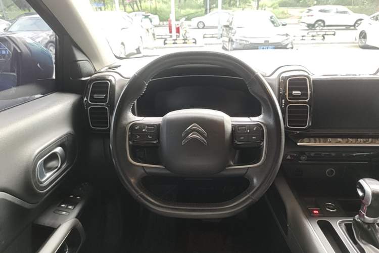 Used Citroen C5 AIRCROSS 2017 350THP Fashion Edition Steering Wheel