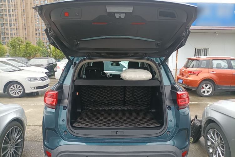 Used Citroen C5 AIRCROSS 2017 380THP Luxury Model Trunk