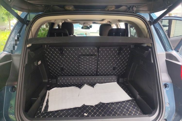 Used Citroen C5 AIRCROSS 2017 380THP Luxury Model Trunk