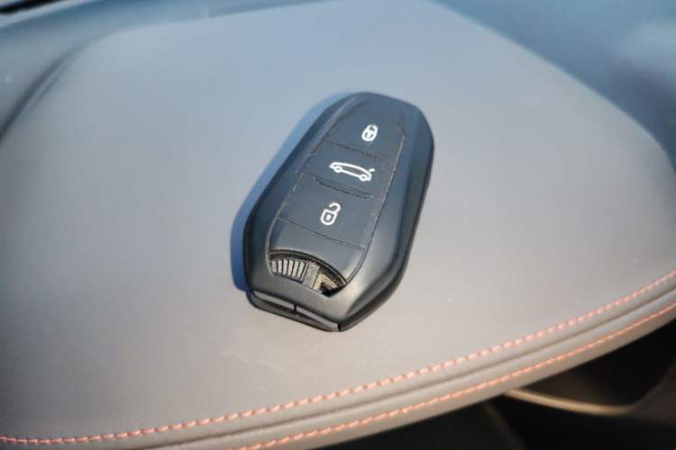 Used Citroen C5 AIRCROSS 2017 380THP Luxury Model Vehicle Key