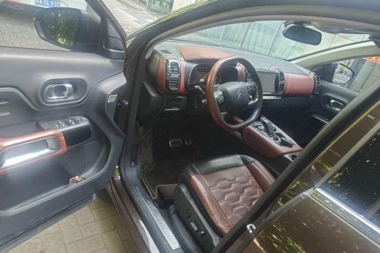 Used Citroen C5 AIRCROSS 2017 380THP Flagship Edition Driver Seat