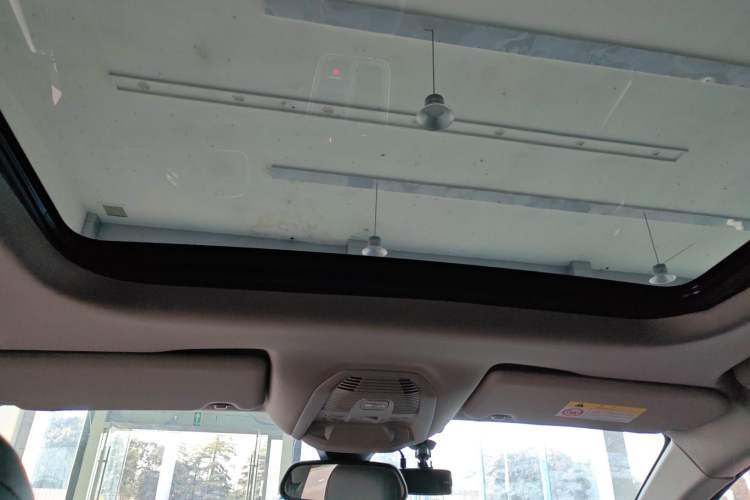 Used Citroen C5 AIRCROSS 2017 380THP Luxury Model Headliner