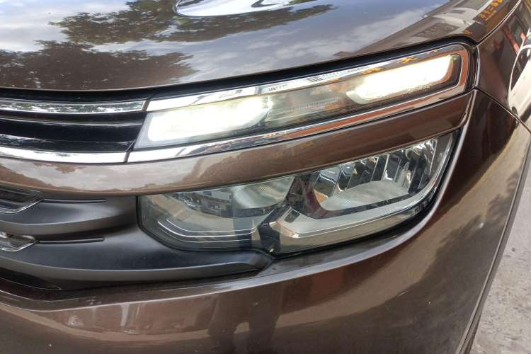 Used Citroen C5 AIRCROSS 2017 380THP Fashion Edition Left Front Headlight