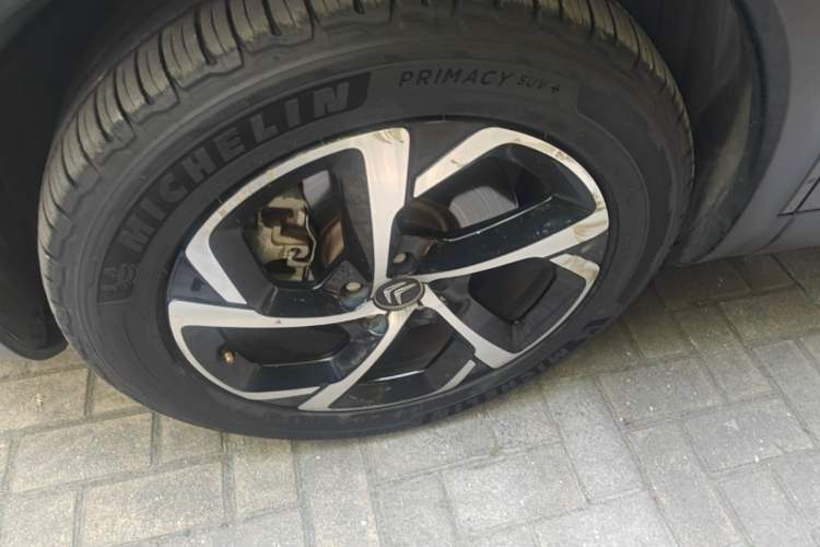 Used Citroen C5 AIRCROSS 2017 380THP Flagship Edition Left Front Wheel Hub