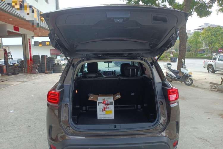 Used Citroen C5 AIRCROSS 2017 380THP Fashion Edition Trunk