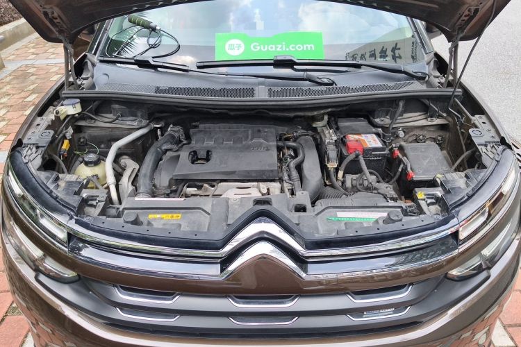 Used Citroen C5 AIRCROSS 2017 380THP Fashion Edition Engine Bay